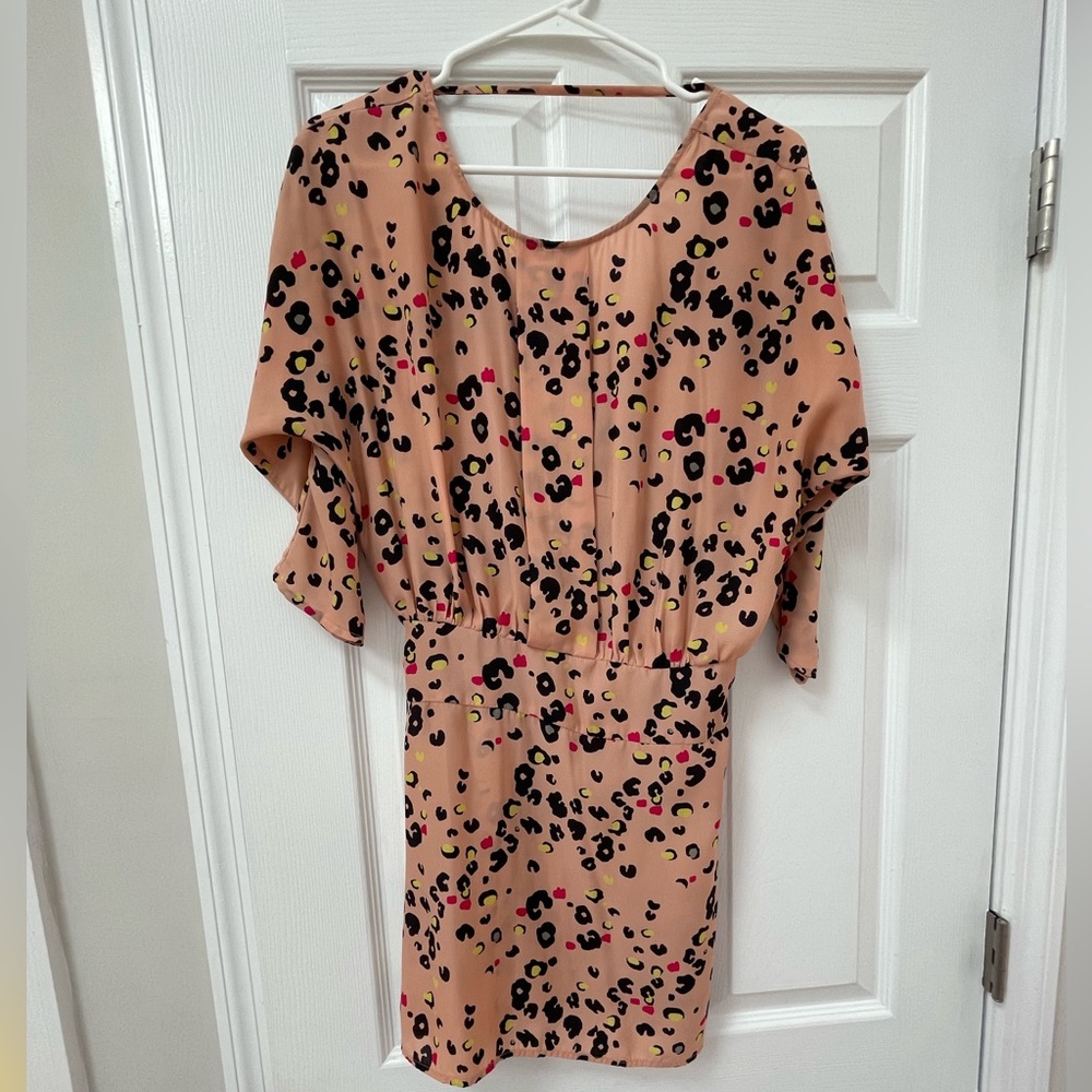 Fun pink leopard dress in fun muted silk with zipper side